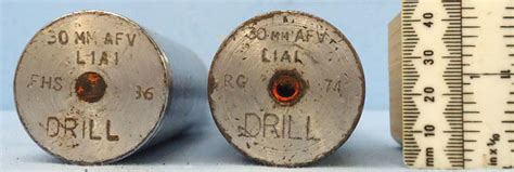 Inert Deactivated British L1a1 30mm Rarden 30 X 170 Cannon Round For