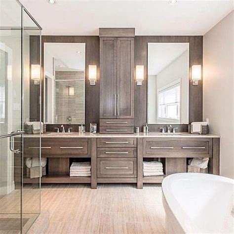 The main amenities are located near the center of the room, creating a circular traffic flow to the layout. DIY and inspiring a few ideas for stylish main bathroom ...