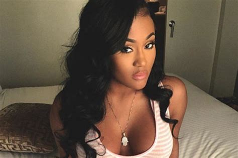 Lira Galore Instagram Drakes Ex Attempts To Break Internet With