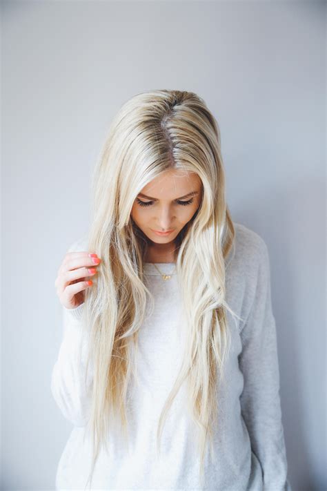 what i tell my hairdresser to get my blonde color barefoot blonde bloglovin