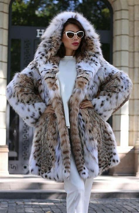 pin by attila vincze on anziehsachen in 2020 fur coat women coat