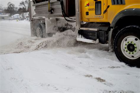 Grand Rapids Considers Real Time Gps Tracking For Snow Plows