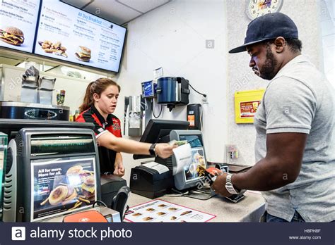 Most big chains will deliver and accept cash? Vero Beach Florida restaurant McDonald's restauration ...