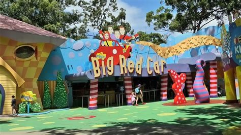 Big Red Car Dreamworld Gold Coast Youtube