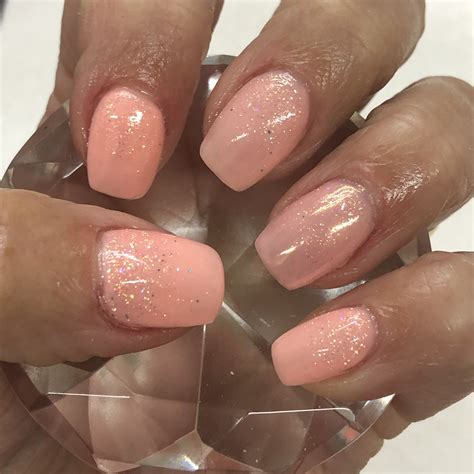Spring Peach ombré glitter Gel Nails Light Elegance Ready for Rio Peachy Moroccan Chrome