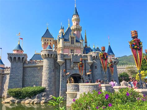 Hotels near victoria peak (the peak). Hong Kong Disneyland - Robb & Elissa in Asia - 2016! - Part 1
