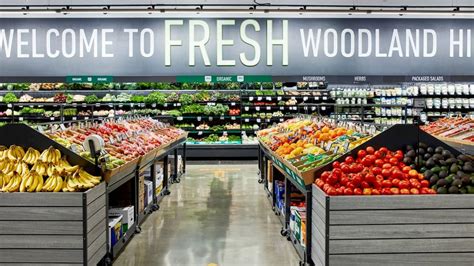 First Amazon Fresh Grocery Store Opens Its Doors But Good Luck
