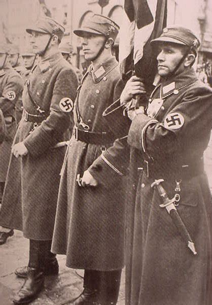 Offering military, political, and cultural collectibles usually with a german origin. Sturmabteilungen: the SA, Storm Troopers