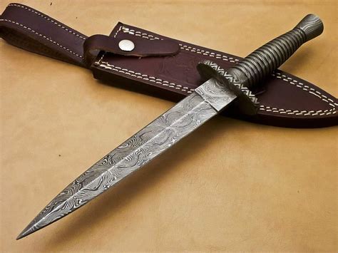 Damascus Hunting Dagger Knife Custom Hand Forged Fixed Blade Etsy