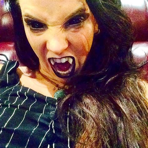 Selanjutnya bagi segenap bapak/ibu kepala sekolah agar segera menugaskan petugas pendataan untuk melakukan upgrade ke aplikasi dapodik versi 2021.c dan melakukan pemutakhiran data semester 2. Diner For Vampire / A Lush Vampire Style Dinner Party ...