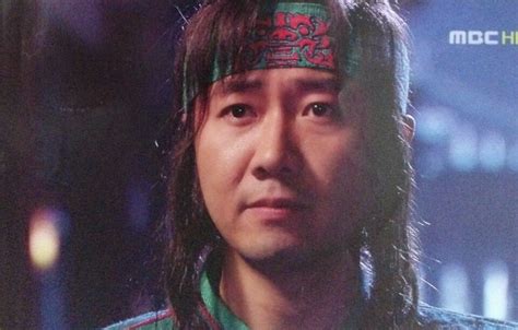 The palace is rife with sinister plans to seize power and usurp the king. Diary Of A Night Watchman ( 야경꾼일지 ) | Seul Blog