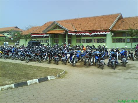 Bkk smk pgri 2 karawang. All_Share Blog: SMKN 1 Cikampek, Sekolah Kejuruan Terbaik ...