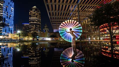 91 Photos Showcase The Dallas Arts District With Stunning Detail In