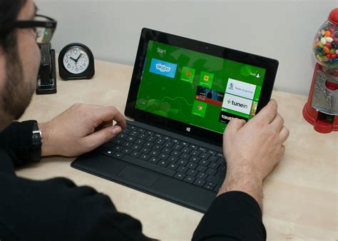 Microsoft Slashes Surface Prices To Lure Buyers Cbs News