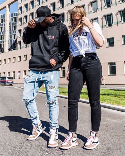 Travis scott outfits jordan 1. Jordan 1 Retro High Travis Scott on the account Instagram ...