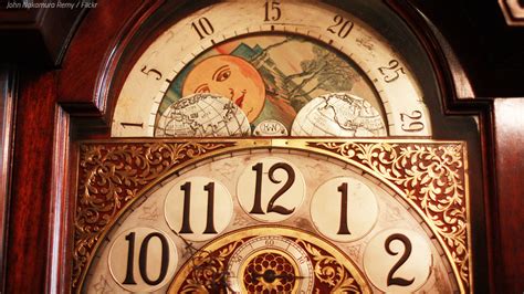To find the best moving company to move your grandfather clock, check moving.com's extensive network of reputable and reliable movers. How to Move a Grandfather Clock by Yourself