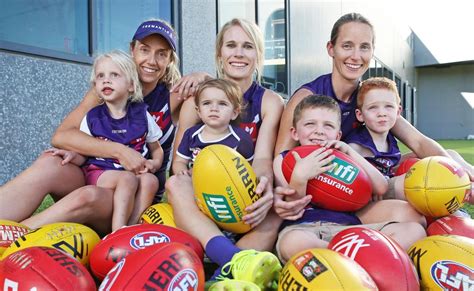 Get the best deals on fremantle dockers clothing. Fremantle Dockers women's players juggle footy career and ...