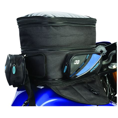 The motorcycle tank bag magnetic feature allows perfect attachment. OXFORD 2013 FIRST TIME 38L LUGGAGE MOTORCYCLE MAGNETIC ...