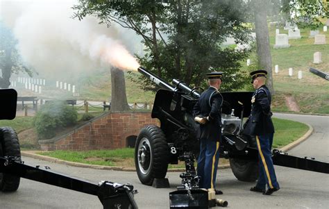 Old Guard Battery Provides Presidential Ceremonial Salutes With A Bang