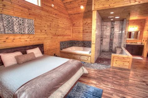These one bedroom, one bath, romantic honeymoon cabins in the woods are rustic on the outside and beautiful on the inside. Pin on Romance