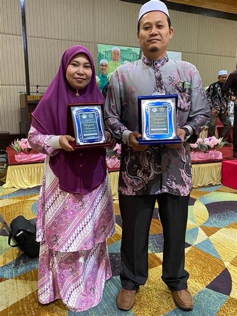 Majlis Anugerah Cemerlang Iktiraf Jasa Para Pendidik ...