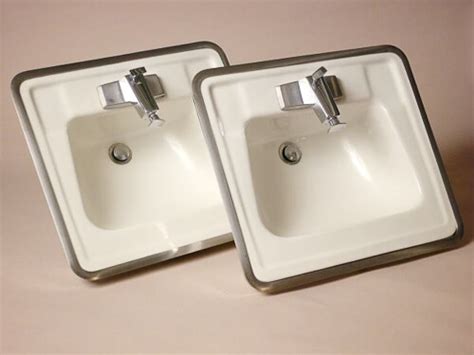 They are on slant back sinks. Rare 1964 vintage bathroom sinks and faucets from Truman ...