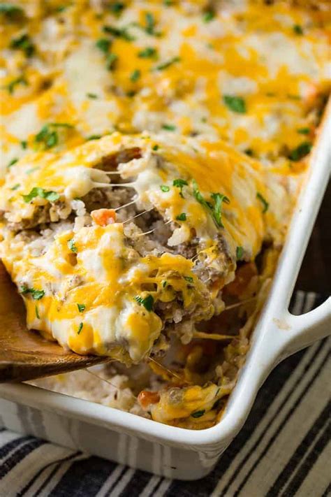 It turns into soups, stews, burgers and meatloaves, and i'm pretty sure you could ground beef is perfect for baked dishes, which is why i've dedicated a whole section to casseroles, meatloaf, lasagna and other recipes your oven will love. Make This Chicken Bacon Ranch Casserole Ahead Of Time ...