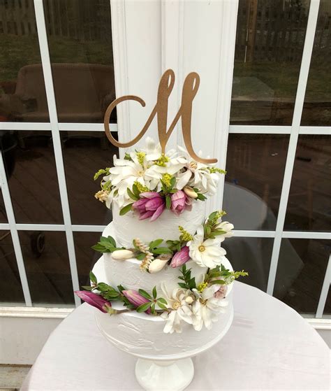 Custom Illustrated Wedding Cake Topper Ideas Chicwedd