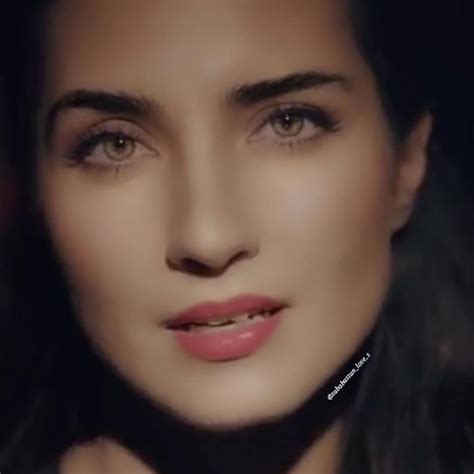 Tuba Buyukustun In 2020 Tuba Büyüküstün Tuba Instagram