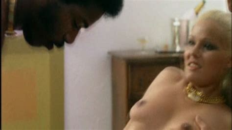 Nackte Cristina Minutelli In Black Emanuelle Stunden Wilder Lust Hot
