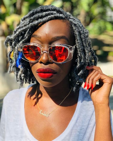 22 Hottest Faux Locs Styles in 2021 Anyone Can Do