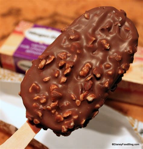 Snack Series Häagen Dazs Vanilla Milk Chocolate Almond Ice Cream Bar