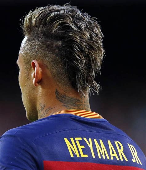 Doch im netz stößt sein neuer haarschnitt auf wenig gegenliebe. FanZentrale Neymar - Primera Division - Barcelona 2:1 ...