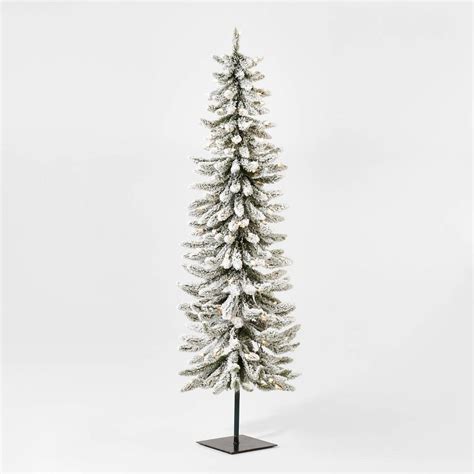 Unbelievable 5 Ft Pre Lit Flocked Christmas Tree Orkid Artificial