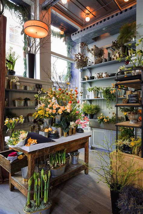 Visit Emilythompson Flower Shop Design Flower Shop Flower Shop Decor