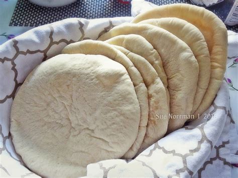 Resepi roti arab ok, ni bahan utk roti arab jiha x sukat pakai cawan jiha buat sukatan gram jaa untk tpung. ROTI ARAB @PITA YANG SANGAT LEMBUT ~ Swesia's Journey