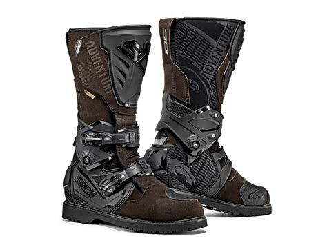 Always measure both of them and use the longest measurement as your reference. 000MVADVENT2LE STIVALI MOTO SIDI ADVENTURE 2 GORE-TEX ROAD
