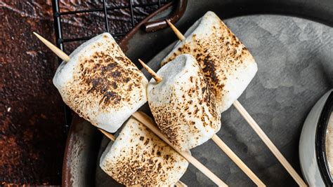 Toasted Marshmallow Shot Glasses Are The Perfect Way To Close Out Summer