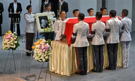 Singaporeans Line The Streets For Lee Kuan Yew State Funeral
