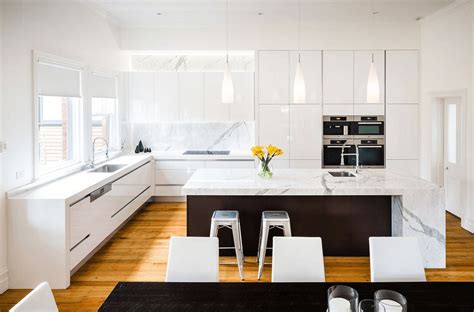 Laminate flooring that looks like tile is commonly used in ready to start your building or renovation project? 20 Gorgeous Examples Of Wood Laminate Flooring For Your Kitchen!