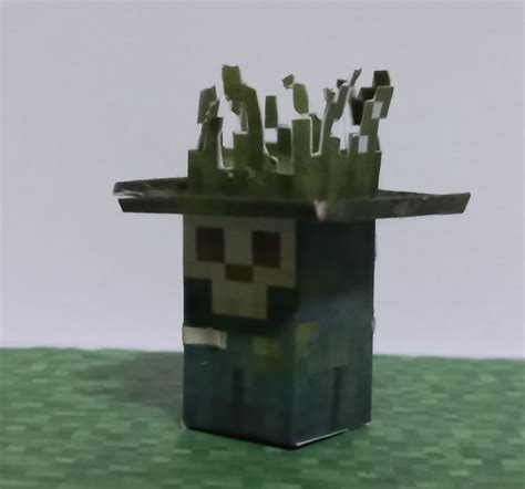 Pixel Papercraft Mini Swamp Creeper