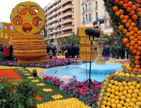 Annual Lemon Festival In Menton Wander Lord