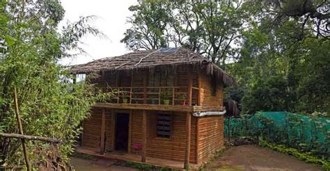 Pretty Kanthalloor Mud House Syncs With Nature Red Wood Retreat