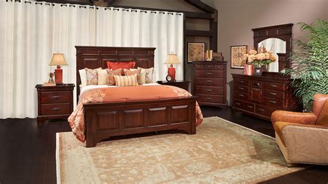 Traditional Bedroom Theme For Warm And Friendly House 2799 Bedroom Ideas