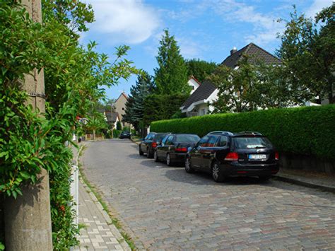 56.55 m 2 | 2 zi. Mahlsdorf - Berlin.de