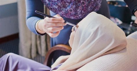 Dalam dokumen hakmilik muktamad (atau panggilan lainnya. Pening Kepala Nak Pilih MUA Yang Mana, Bakal Pengantin ...