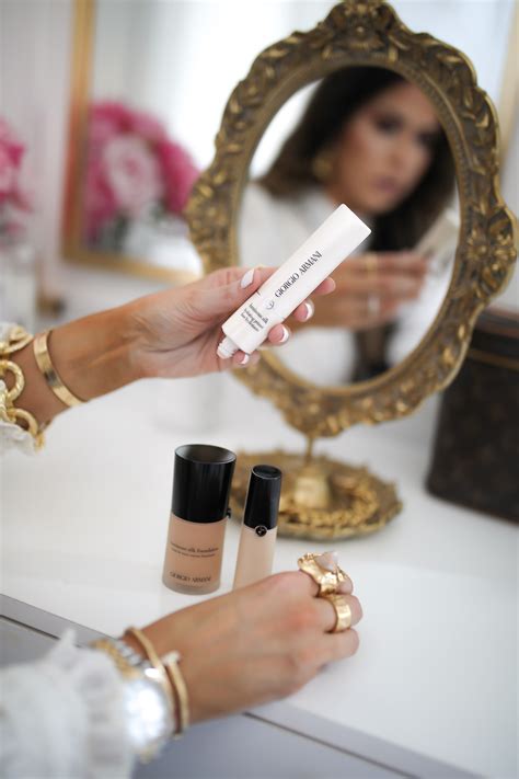Giorgio Armani Luminous Silk Hydrating Primer | US beauty ...