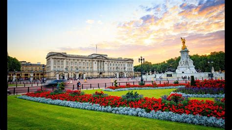 10 Most Beautiful Royal Palaces In World Youtube