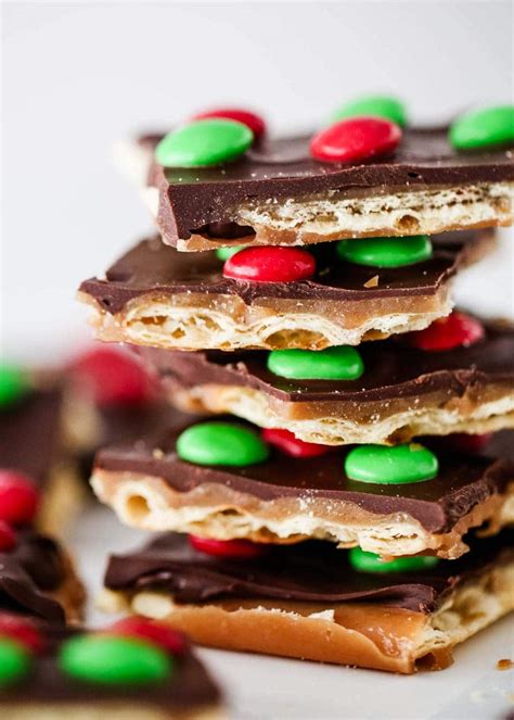 So easy and fun to make! BEST Christmas Crack Toffee Recipe (only 15 mins!) - I ...