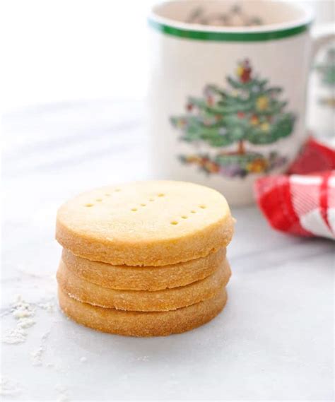 Welcome to the fifth annual twelve days of christmas cookies. 3-Ingredient Classic Scottish Shortbread Cookies + {a Video!} - The Seasoned Mom